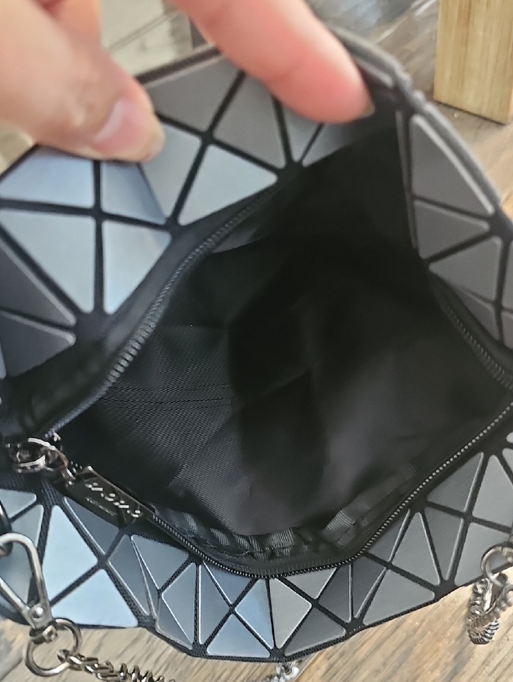 Designer Inspired Crossbody Bag with Chain Strap - Picture 4 of 5